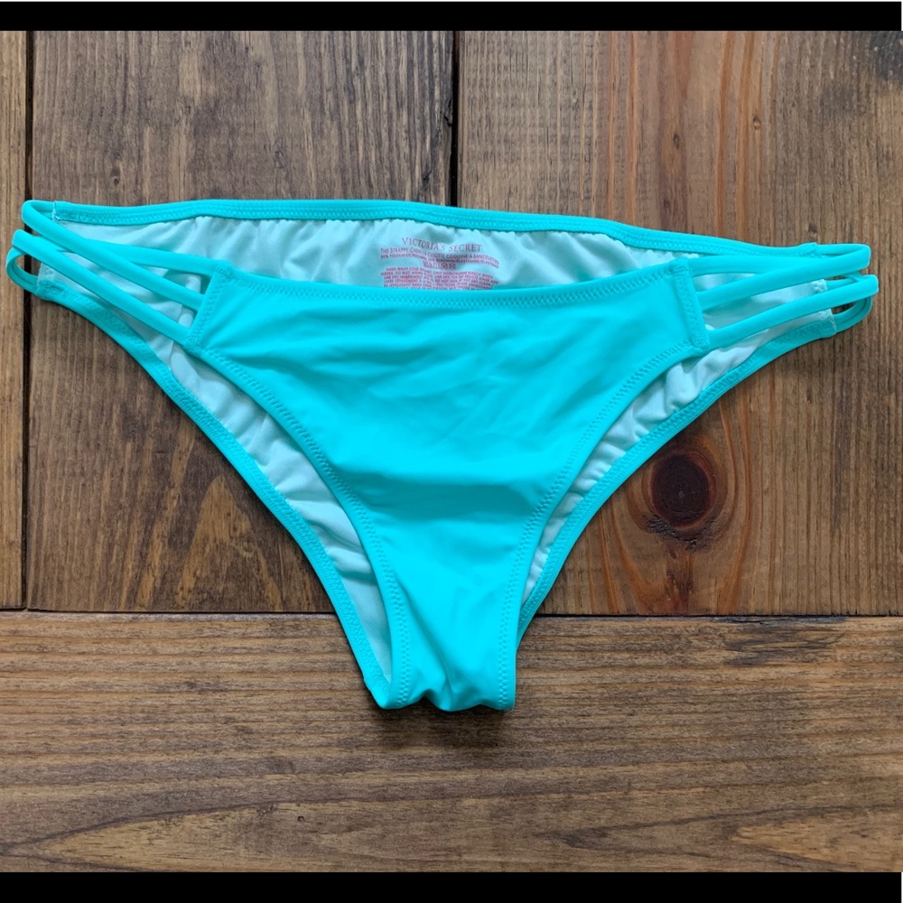 SOLD - Women’s VS Bathing-suite Bikini Bottom
